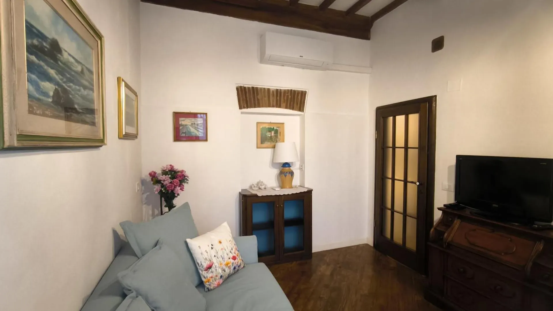 Apartment Appartamento Kira Massa Marittima